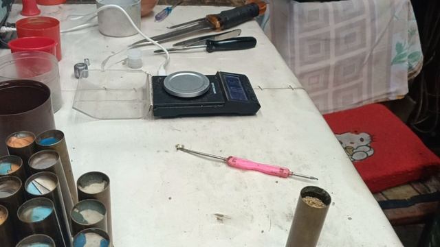 Разборка старых, чужих патронов 12 калибра смотреть онлайн