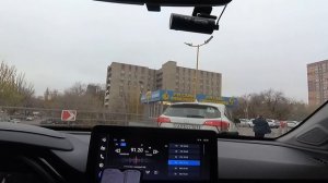 Субботнее утро за рулём Москвича 3e — как прошла смена?