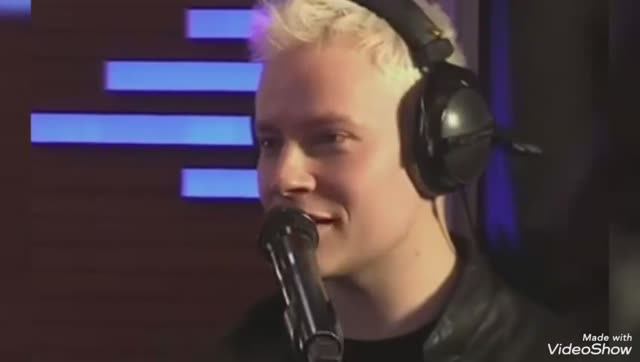 Доброе утро... Хорошего дня...
И чуточку творчества от меня... смотреть онлайн