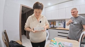 НЕРВЫ и Прогулка с РИСКОМ для жизни! Вовану не удалось ОТВЕРТЕТЬСЯ, купили УКОЛЫ! Полезная ЕДА! Влог