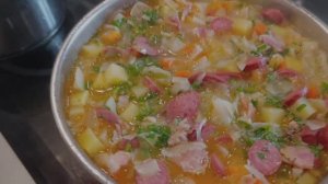 Капустный супец с беконом и охотничьими колбасками #БАТЯНАКУХНЕ #готовимвкусно #готовимпросто