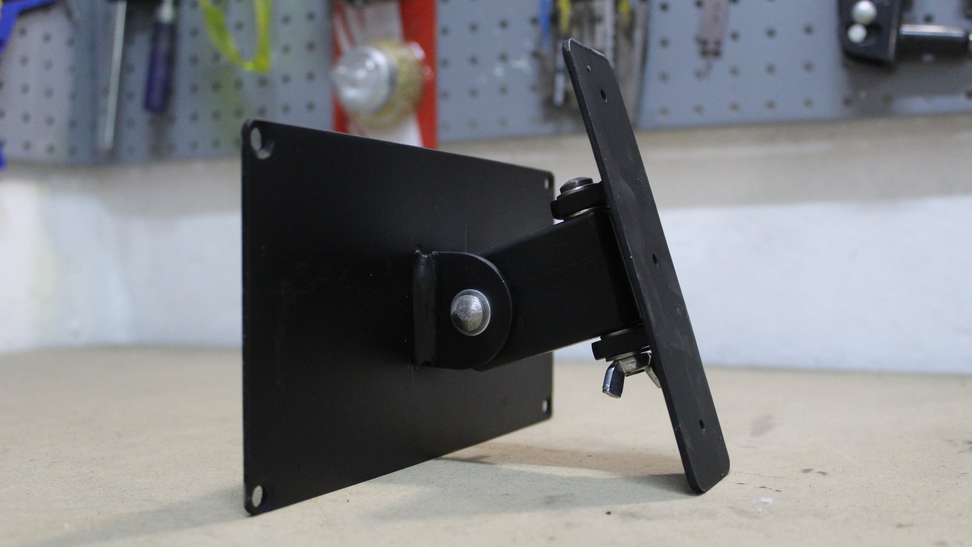 Поворотный кронштейн для телевизора своими руками! смотреть онлайн