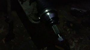 как поменять левый передний привод на Рено Логан 1.