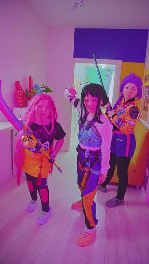 Extreme hide-and-seek with K-Pop demon hunters! #kpopdemonhunter #ladybug #demon