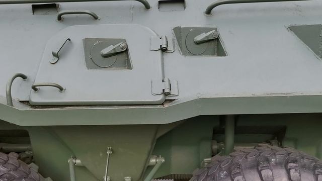 Бронетраспортер БТР-80, производства Горьковского Автомобильного Завода. смотреть онлайн