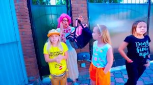 Тайна Новенькой в Летнем Лагере. Кто Она? Загадка в Летнем Лагере! Мы Семья — Лучшее!