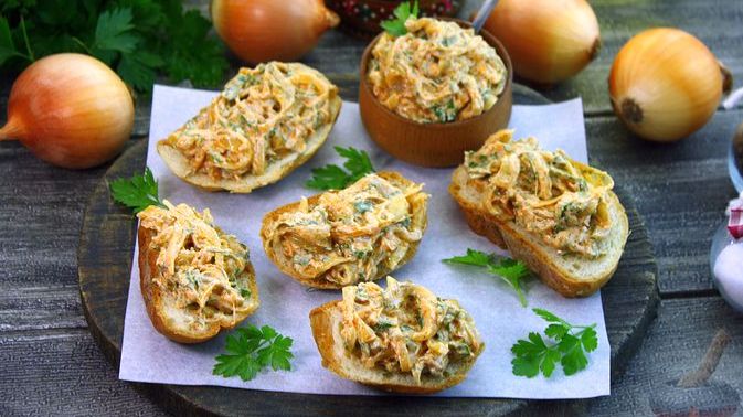 Бюджетно и вкусно. ЛУКОВАЯ ЗАКУСКА С ЙОГУРТОМ смотреть онлайн