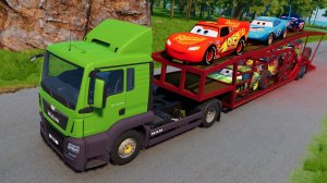 МУЛЬТИКИ ПРО МАШИНКИ. МАКВИН И ЕГО ДРУЗЬЯ ЛЕТЯТ КУВЫРКОМ С АВТОВОЗА.