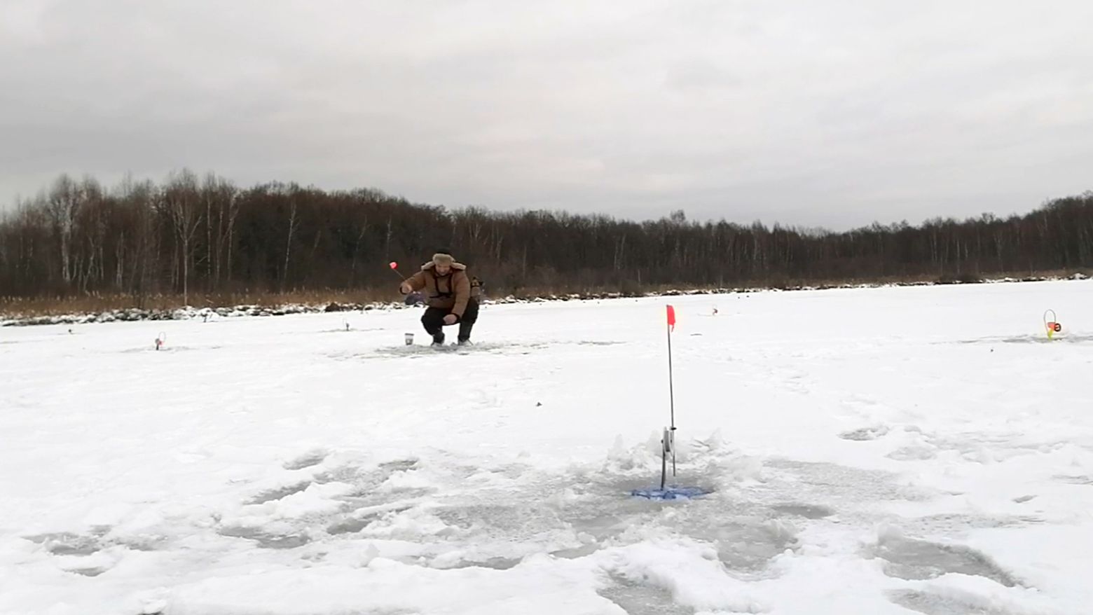 ШОК! КАБАНЫ ПОД ПОЛКИЛО НЕ ДАЮТ ПРИСЕСТЬ! ЭТО СКАЗКА, А НЕ РЫБАЛКА! Первый лед