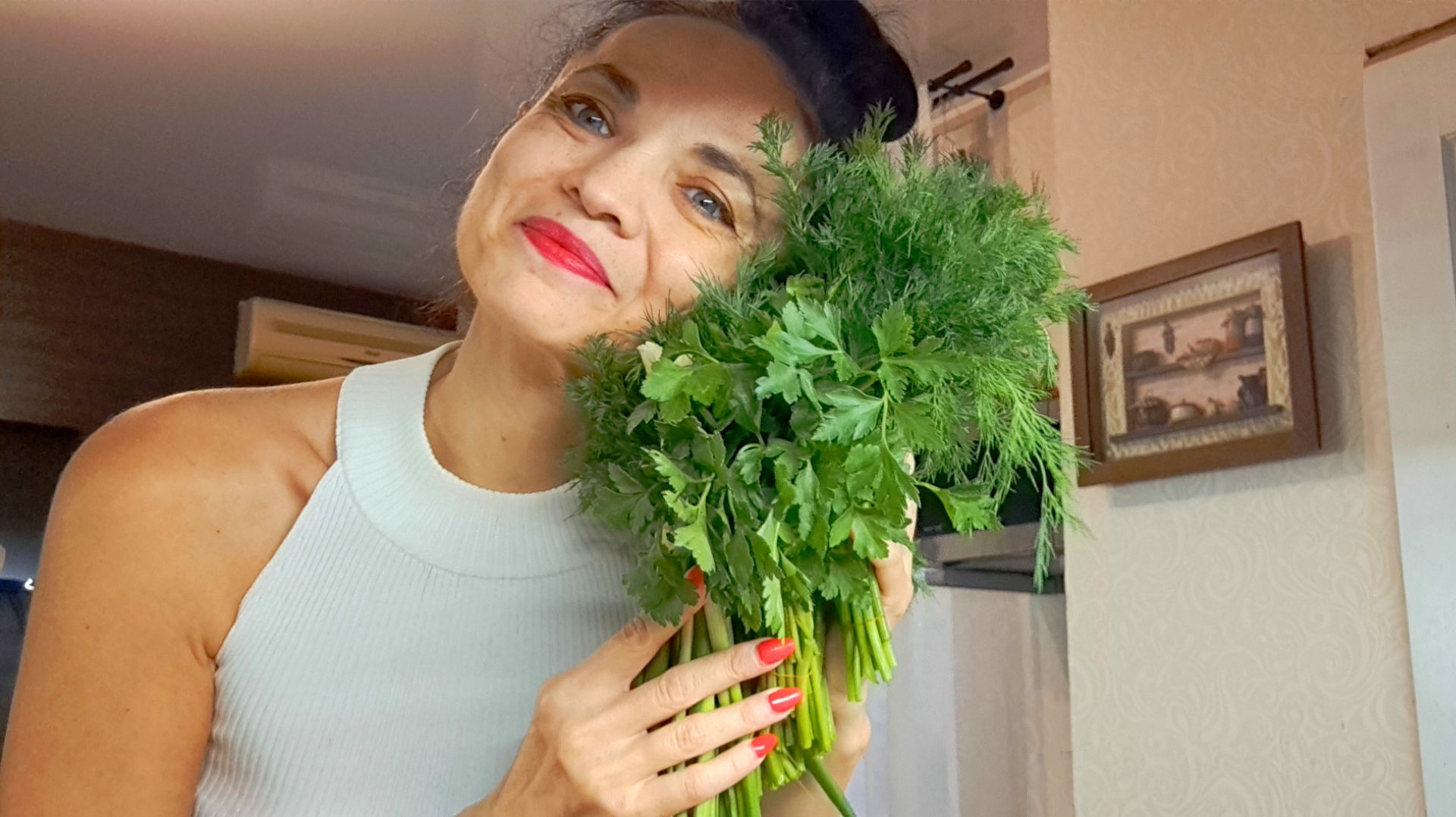 Ездили за капустой! Зашли в Пятёрочку, а там новогодняя посуда и декор! Распаковка! Хорошего вечера! смотреть онлайн