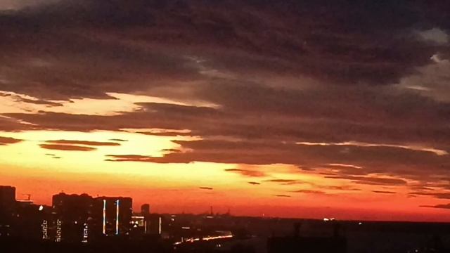 ПРОСТО ШИКАРНО. ЛИСИЦЫН**ГЛАЗА ТВОИ ЛУЧИСТЫЕ СИЯЮТ**КРАСОТА СПАСЕТ 🌏🌐🌐МИР. смотреть онлайн