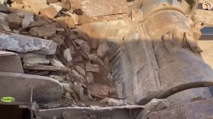 Строительство, дробление щебёнки