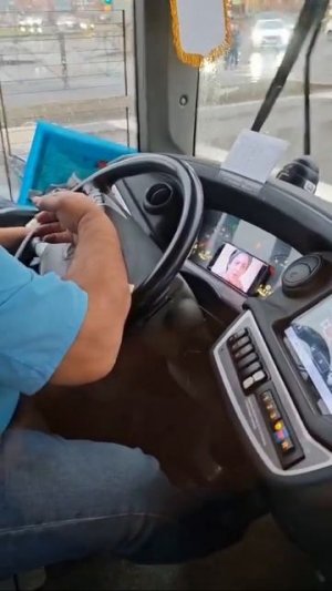 Петербургский водитель: сериалы важнее пассажиров