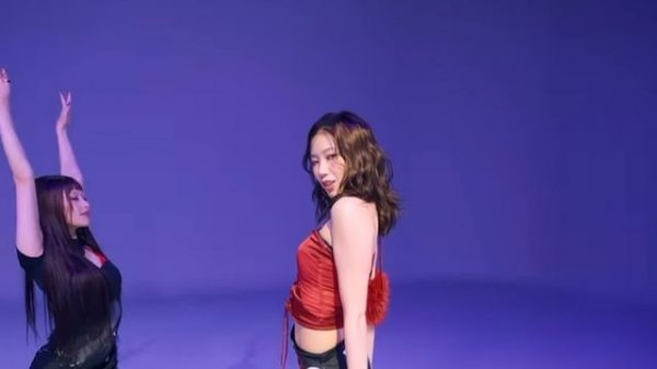 LE SSERAFIM - (SPAGHETTI)/Dance