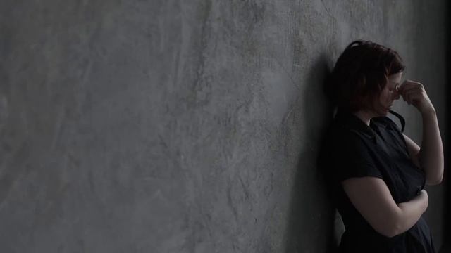 Почему бывшая безумно скучает, но не возвращается? смотреть онлайн