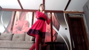 Танцую танец под песню Жени Трофимова "Поезда".