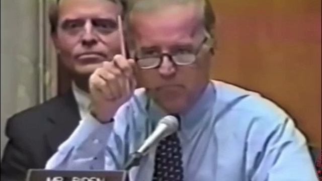 С подачи Байдена бомбили Югославию смотреть онлайн