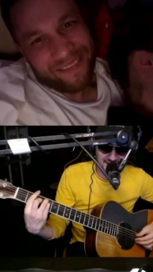 Красивая песня про маму в ЧАТ-РУЛЕТКЕ! #гитара #дядяалик #shorts