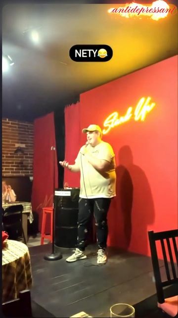 Флэш-Рояль Мне это не нравится 😂 😀 🤩 смотреть онлайн