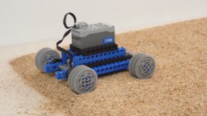 LEGO Sand Challenge: 9 самых быстрых автомобилей LEGO, мчащихся по крутой песчаной дюне