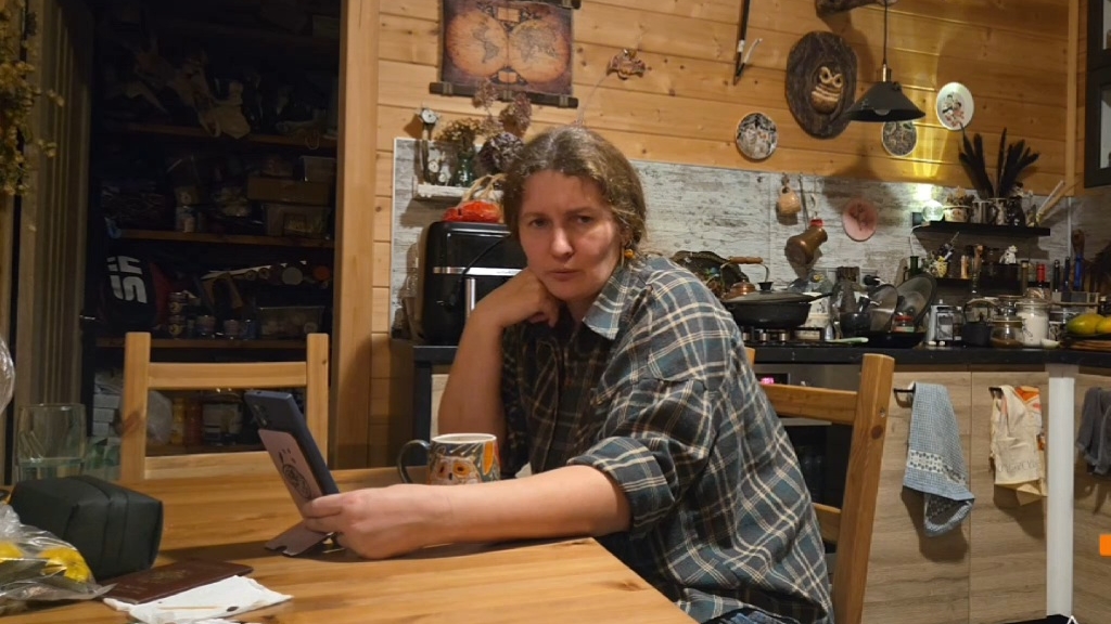 Запись стрима от 16.11.25. Вторая часть после открытия Птиченькиного кафе смотреть онлайн