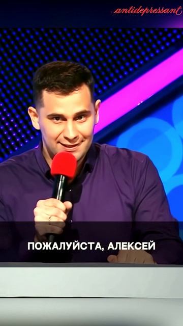 Флэш-Рояль самая Красивая Блондинка 😂 😀 🤩 смотреть онлайн