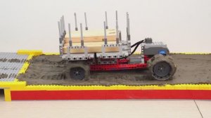 Испытание LEGO Mud: 1000–граммовый тяжелый груз против LEGO Cars - Кто победит?