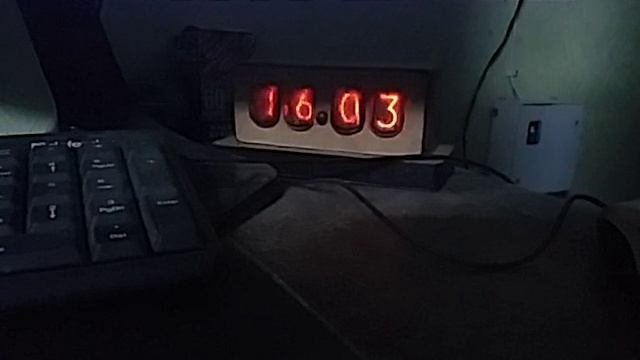 Часы на газоразрядных лампах ИН-12