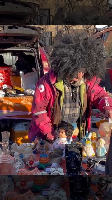 На блошином рынке в Салтыковке снимают передачу про винтаж и антиквариат. смотреть онлайн