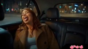 Сидела женщина скучала!... Озорно, горячо, живо, бодро и весело 👍💋