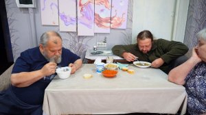 Мои мужики наработались за день в поле и проголодались ПОДВАЛ ИЛЬИЧА жизнь вдали от города