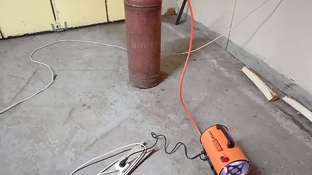 Обогрев гаража газовой пушкой. #теплогенератр газовый# обогрев гаража