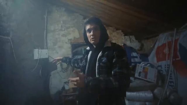 ПАЦАН ОКАЗАЛСЯ СЫНОМ МАНЬЯКА И НАБРОСИЛСЯ НА НАС. МЫ СТАЛИ ЖЕРТВАМИ смотреть онлайн