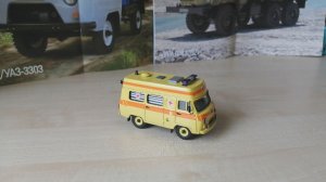 Обзор модели Уаз-452 "реанимация", масштаб 1:43, "Агат".