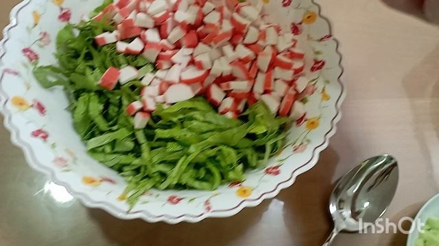 ✅Праздничное настроение в тарелке: готовим вкусный салатик к Новому году 🎅🎄 смотреть онлайн