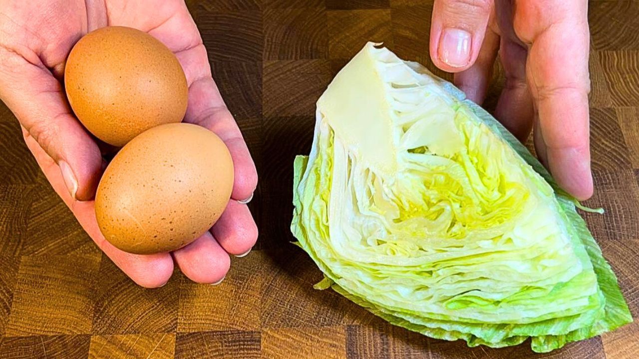 Капуста с яйцами ВКУСНЕЕ МЯСА! Простой, быстрый и очень вкусный рецепт ужина!