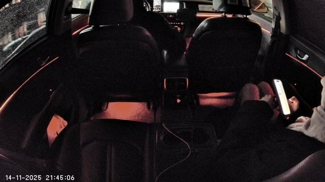 Села в первый попавшийся автомобиль