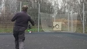 Метание из спортивной пращи. Замедленный полет мяча. Как метать пращой.