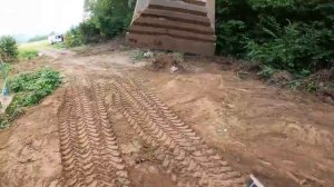 Выравнивание участка и засыпка фундамента.