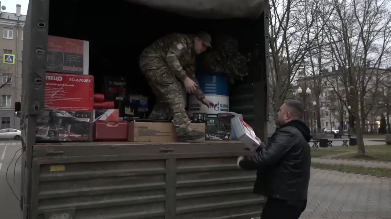 Помощь бойцам смотреть онлайн