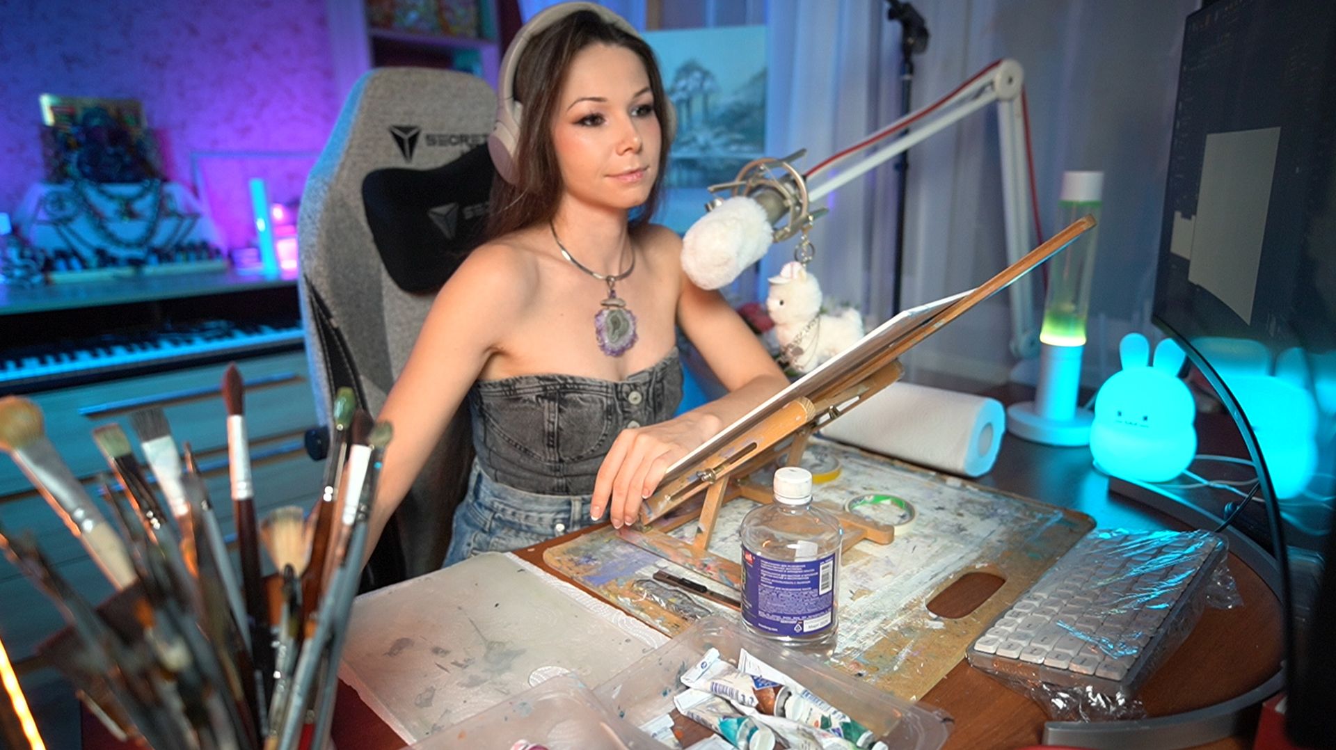 КАРТИНА МАСЛОМ НА СТРИМЕ #ламповыйстрим #девушкастримит #живопись #картина #рисование смотреть онлайн
