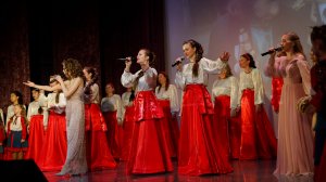 За Россию - ВероНика Бычкова и Ансамбль русской песни "Славяночка"