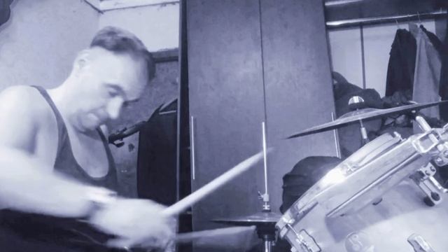 Drum Solo смотреть онлайн