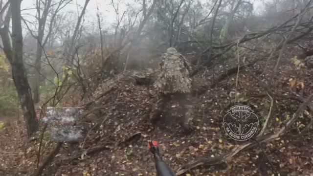 Купянское направление «Боевые ходячие кусты» взяли плен боевиков ВСУ . смотреть онлайн