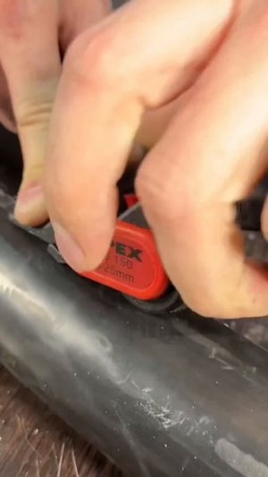 Неординарный стриппер (трактор) для удаления изоляции с высоковольтного кабеля