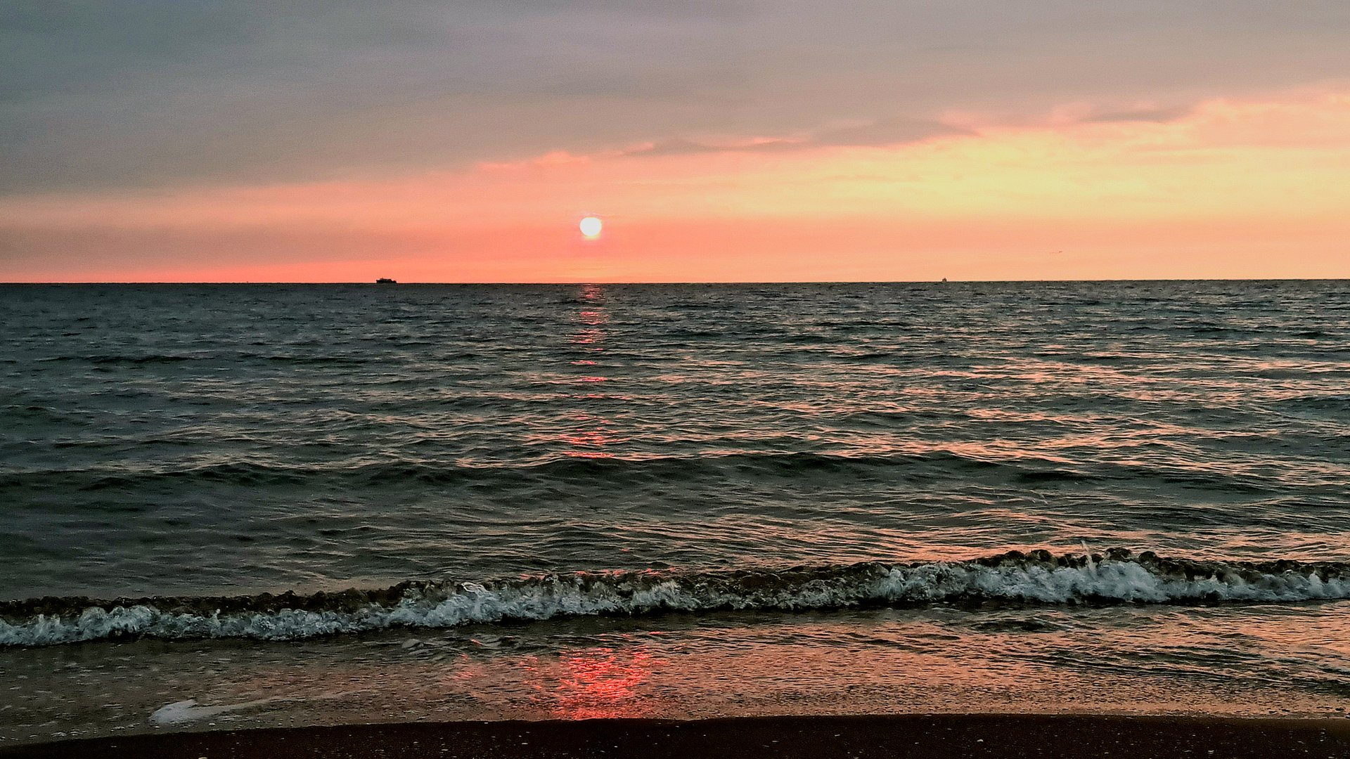 Закат🌅 море🌊 самолёт✈️ смотреть онлайн