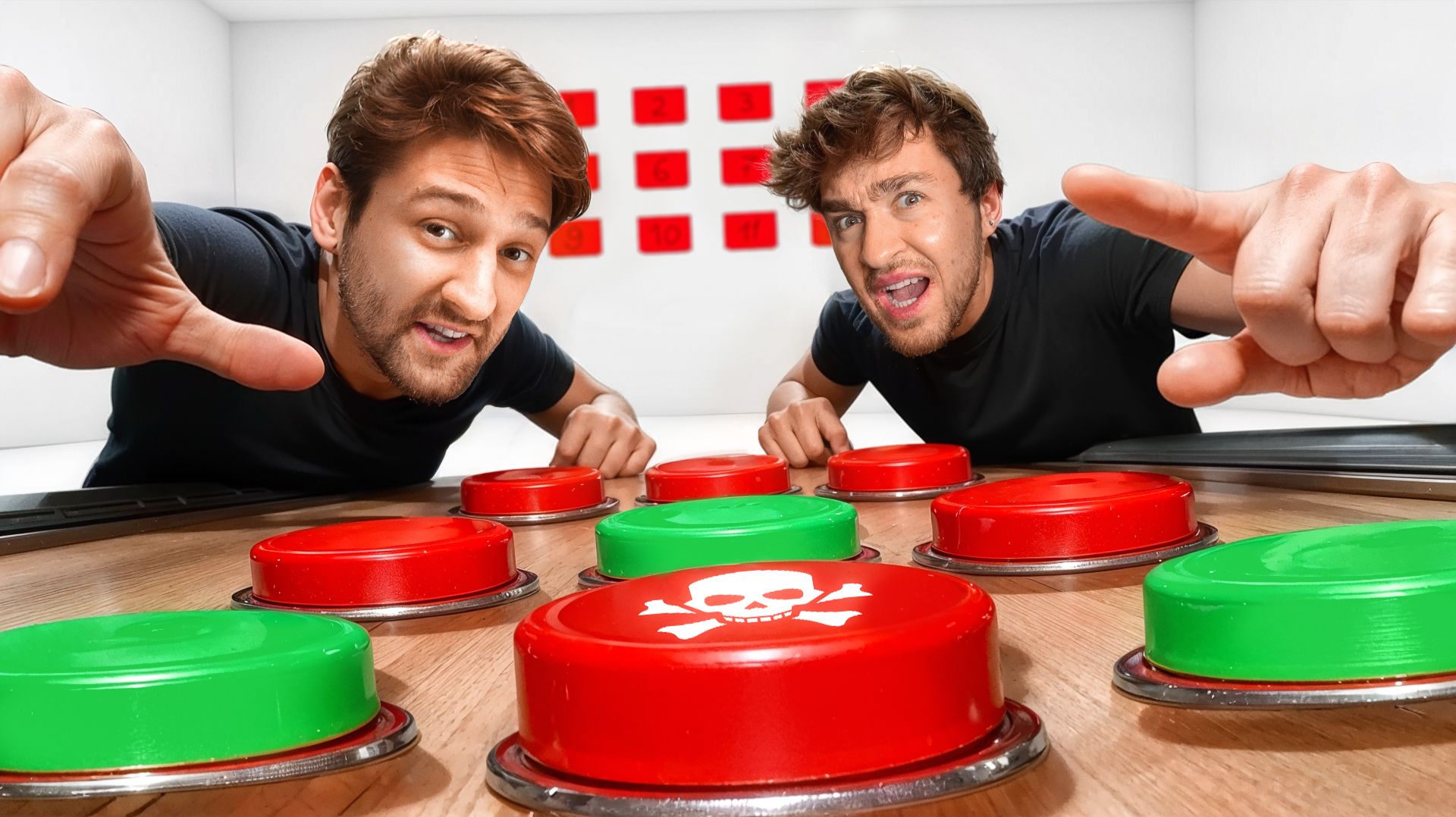 Выбери правильную кнопку, чтобы выжить! (Я ошибся...) смотреть онлайн