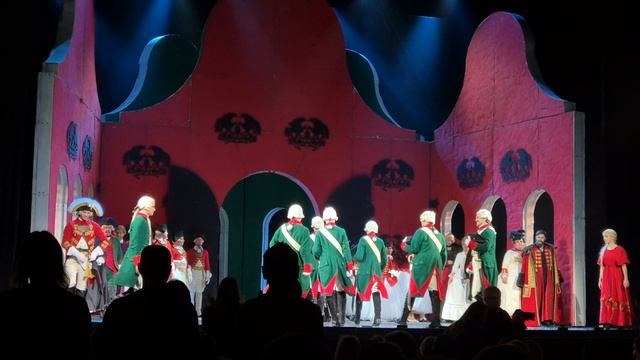 На открытии фестиваля «Музыкальное сердце театра»: аплодисменты мюзиклу «Капитанская дочка». смотреть онлайн