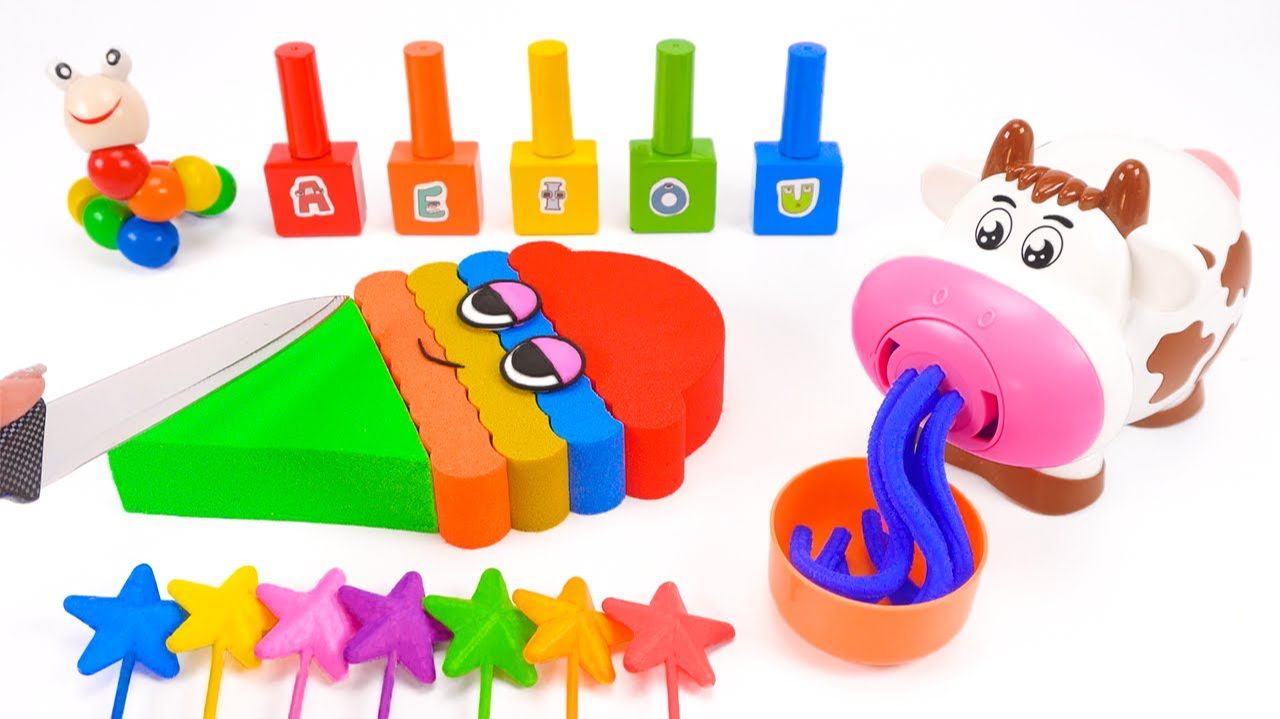 ИГРАЕМ С КИНЕТИЧЕСКИМ ПЕСКОМ ЛЕПИМ БОЛЬШУЮ МОРОЖЕНКУ МУЛЬТИКИ ДЛЯ ДЕТЕЙ КАНАЛ ИГРАЛКИ-ЗАЛИПАЛКИ смотреть онлайн