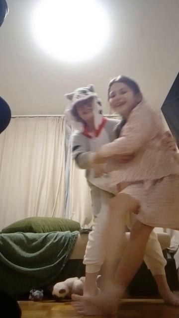 уронили зеркало±